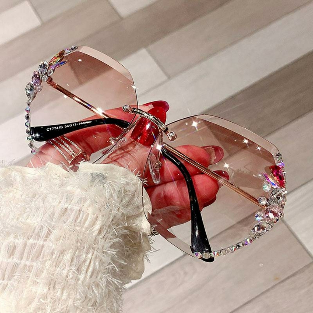 Sunglass - Picture 2 of 3